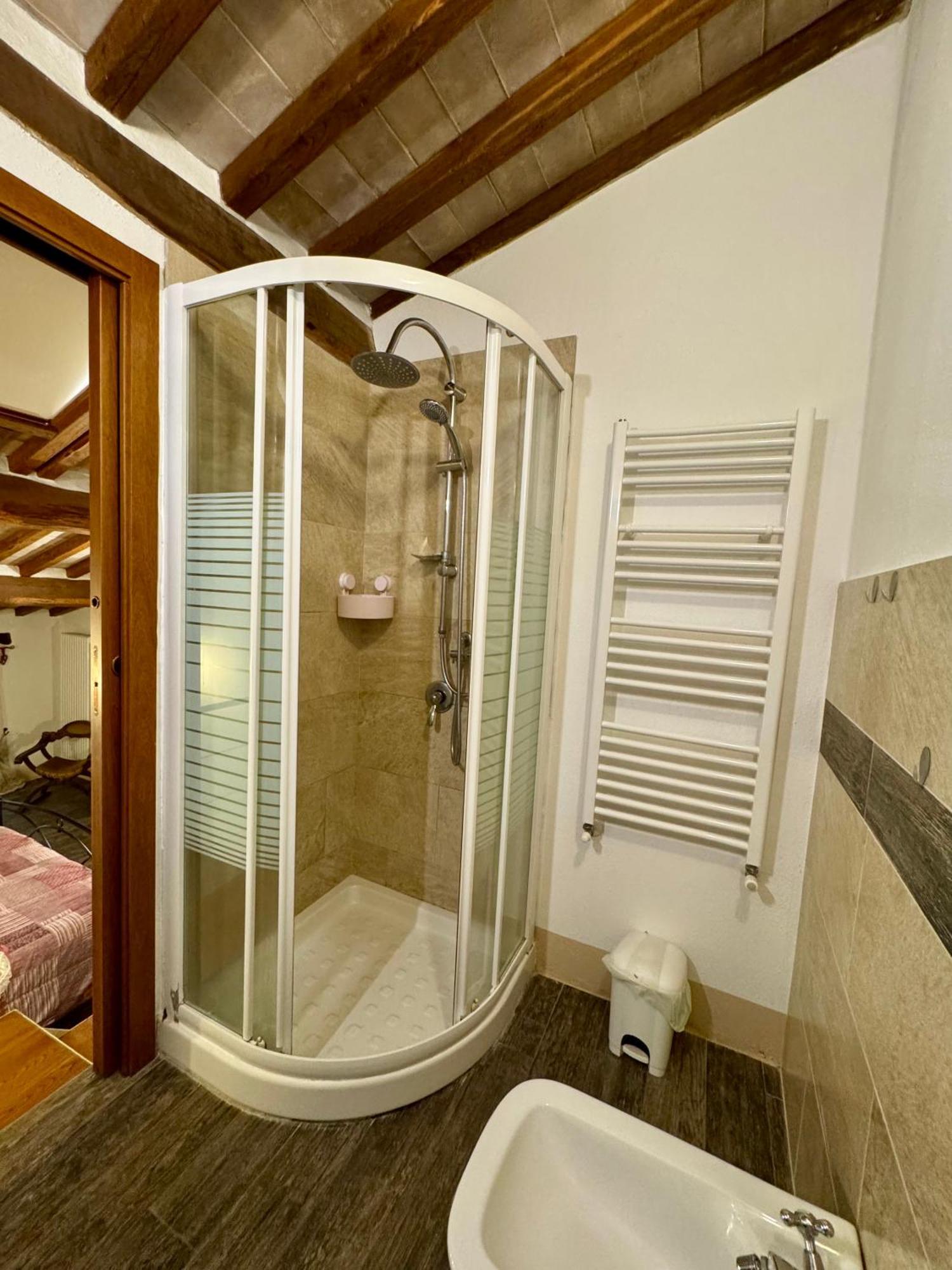Camere La Carbonaia Pienza Exteriör bild