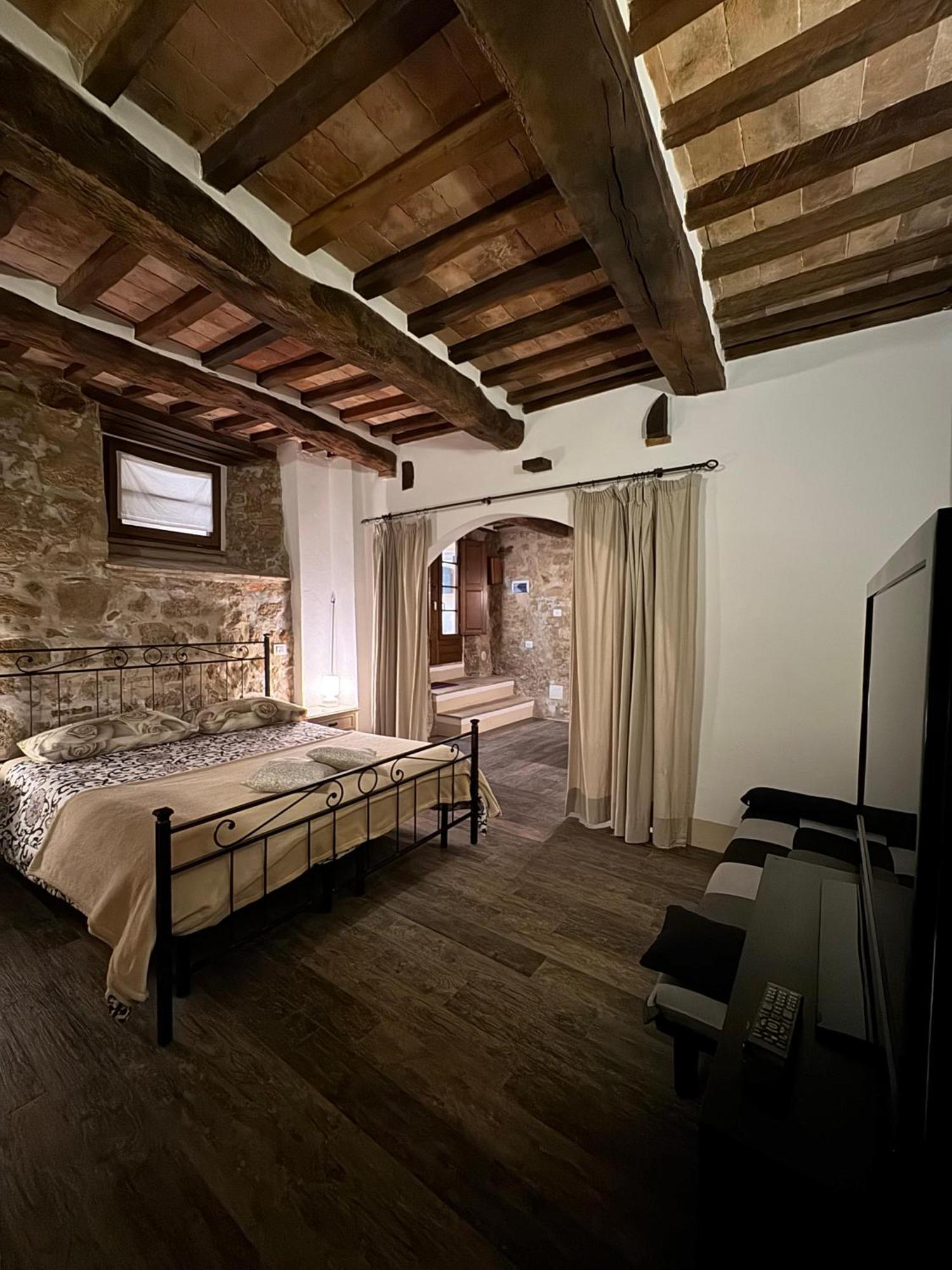 Camere La Carbonaia Pienza Exteriör bild